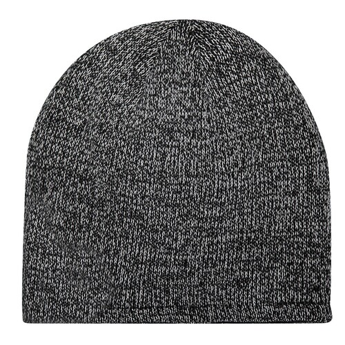 czapka-zimowa-polyskliwy-material