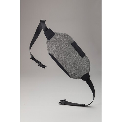 saszetka-zapinana-w-pasie-urban-bumbag-4-full