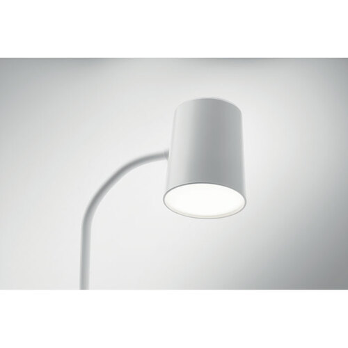 lampa-z-ladowarka-i-glosnikiem