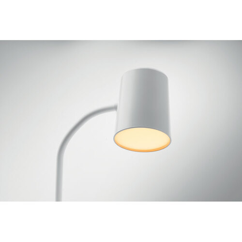 lampa-z-ladowarka-i-glosnikiem