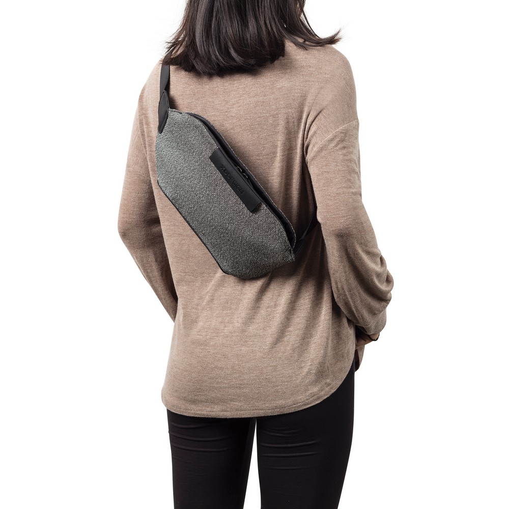 saszetka-zapinana-w-pasie-urban-bumbag-1-full
